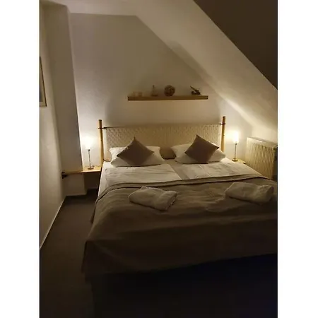 With 1 Bedroom *